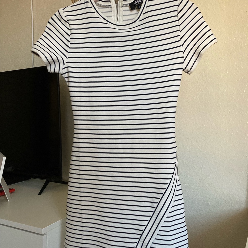 Lulus dress. New no tags. Size Small.